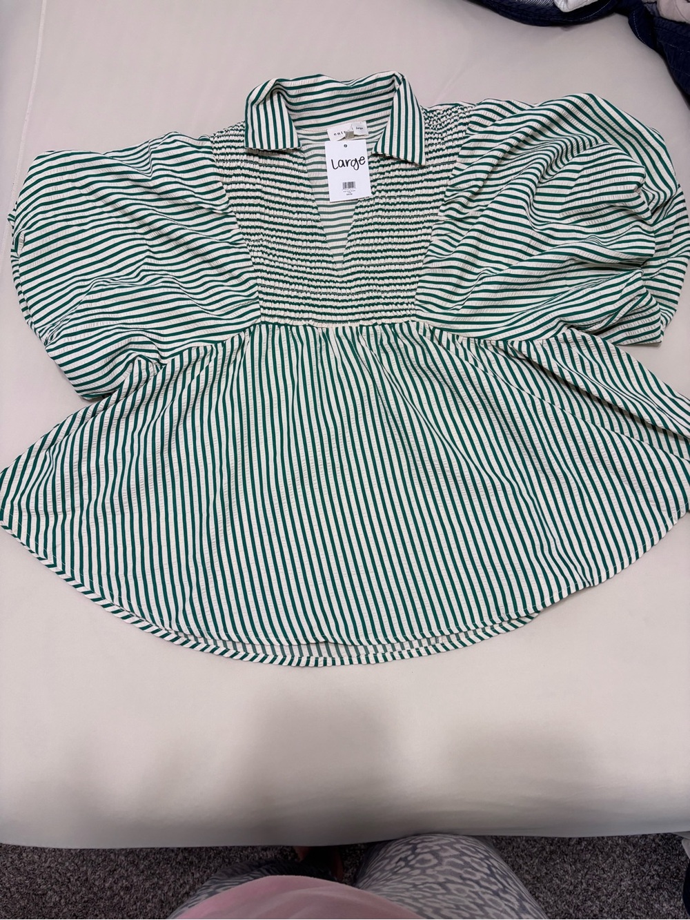 entro Green and White Striped Puff-Sleeve Tunic Top